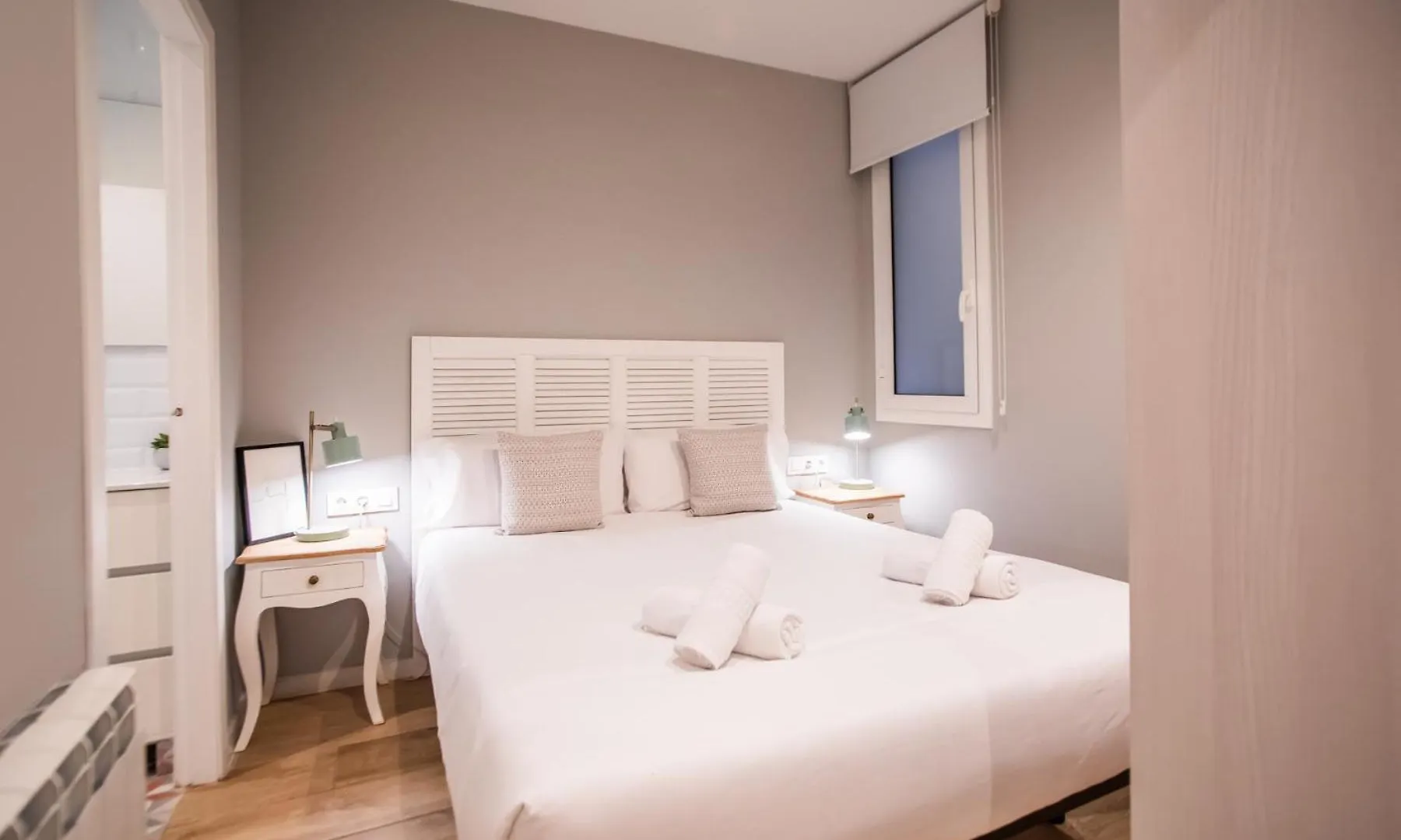 B3Mal1081- New 2Br Flat With Private Terrace Apartment Barcelona 0*,  Spain